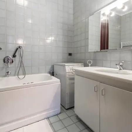 Barbaroux 8 Apartment Turin